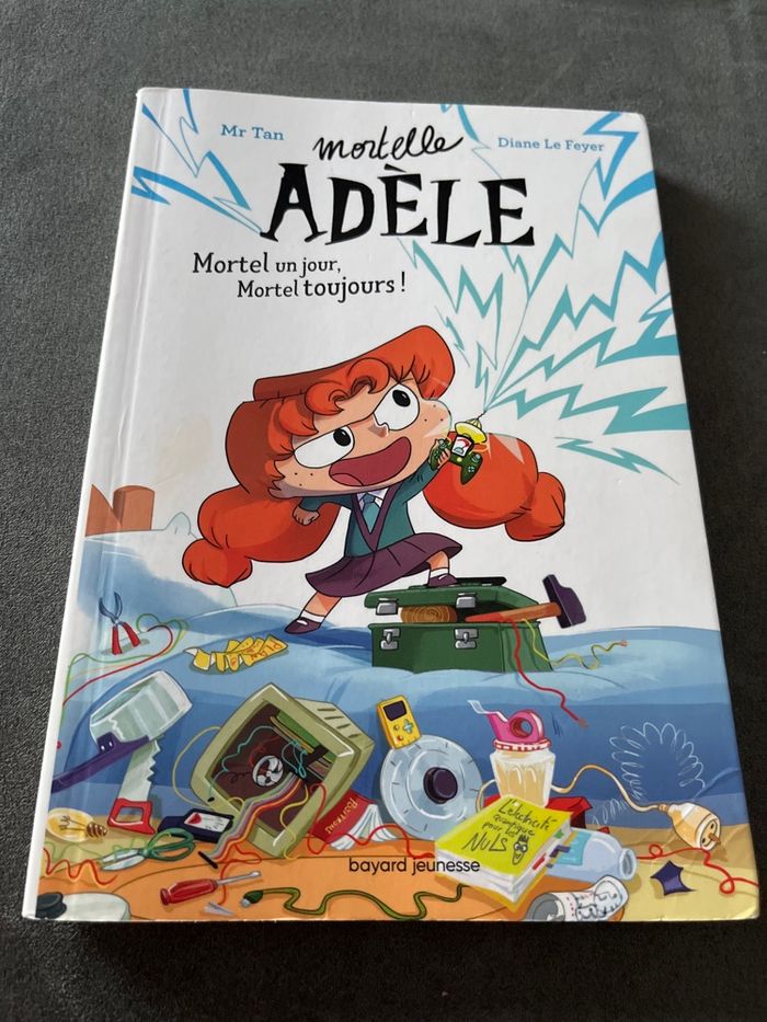 Roman mortelle adele tome 1