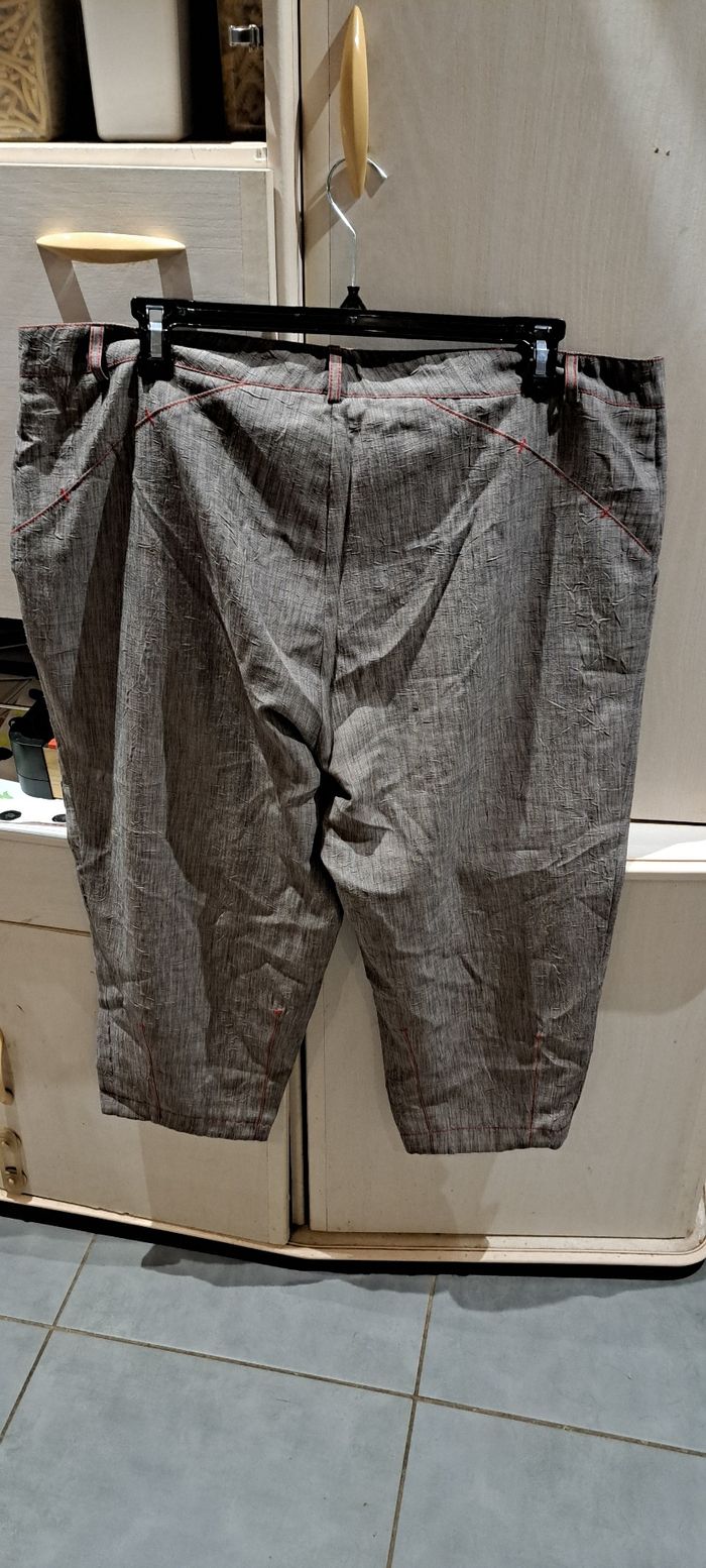Pantacourt femme taille 52 - photo numéro 3