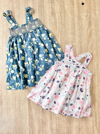 2 robes bébé fille