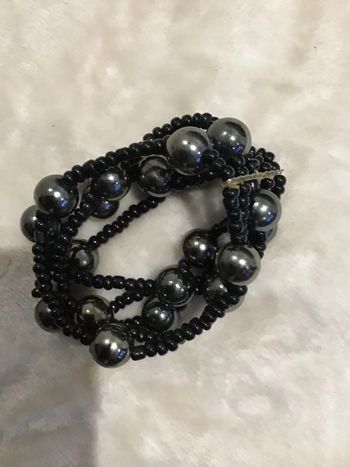 Beau bracelet noir vintage