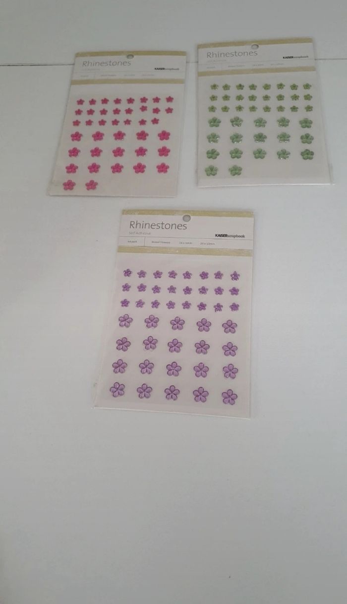 3 planches de stickers strass fleurs