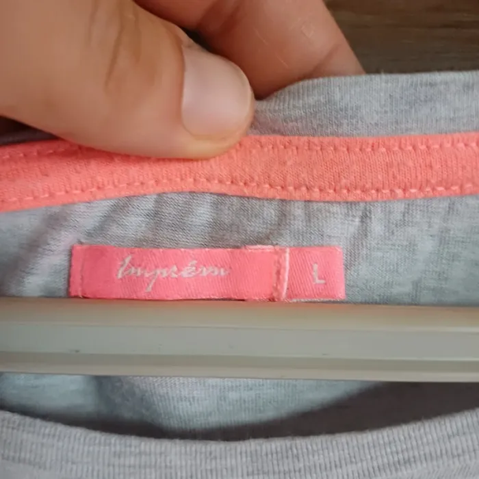 Haut de pyjama gris à motif femme taille 40 /42 - photo numéro 3