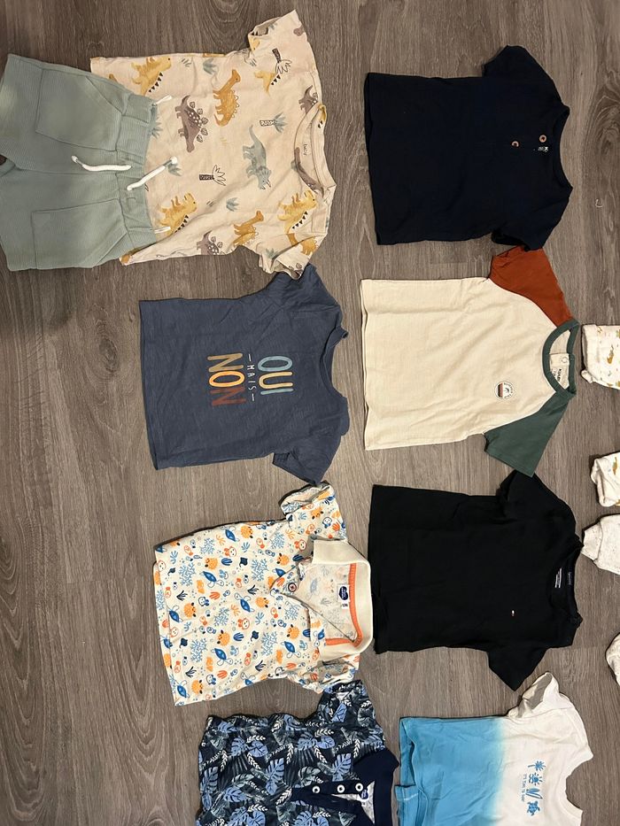 Lot bébé 12 mois - photo numéro 3