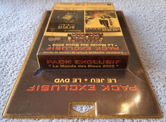 🎮 Le Monde des Bleus 2002 pack exclusif avec DVD Sony PlayStation 2 PS2 - neuf - photo numéro 6