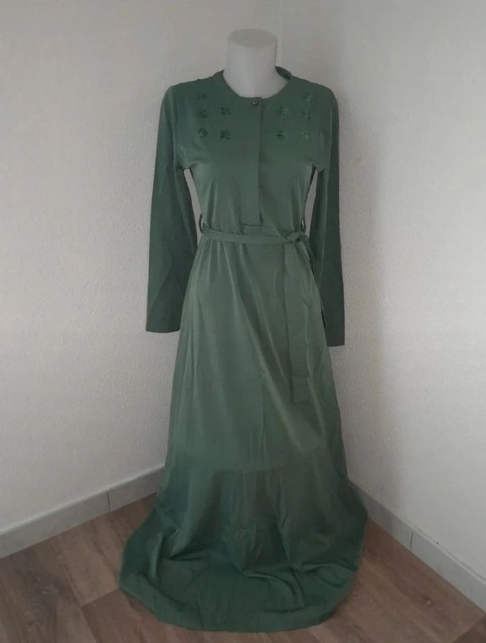 Robe longue ceinturé taille 40 🌹