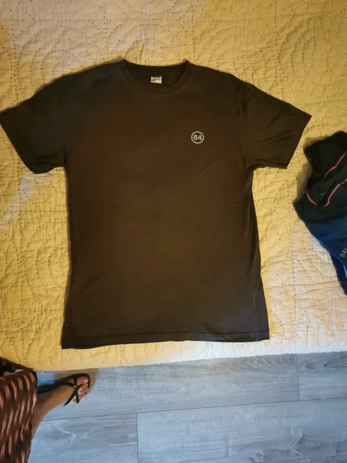 Tee shirt 64