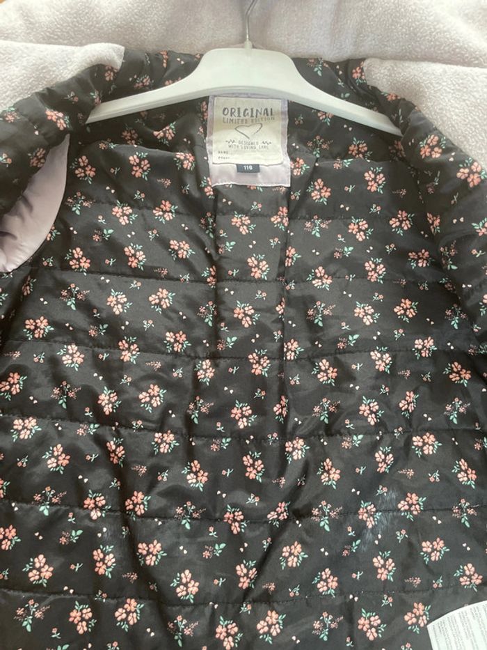 Manteau gris clair 5/6 ans - photo numéro 3