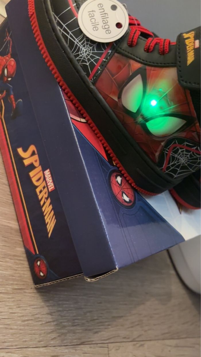 Baskets lumineuses - photo numéro 2