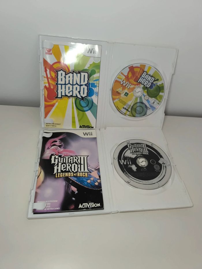 Wii - Guitar hero + Band hero - photo numéro 2