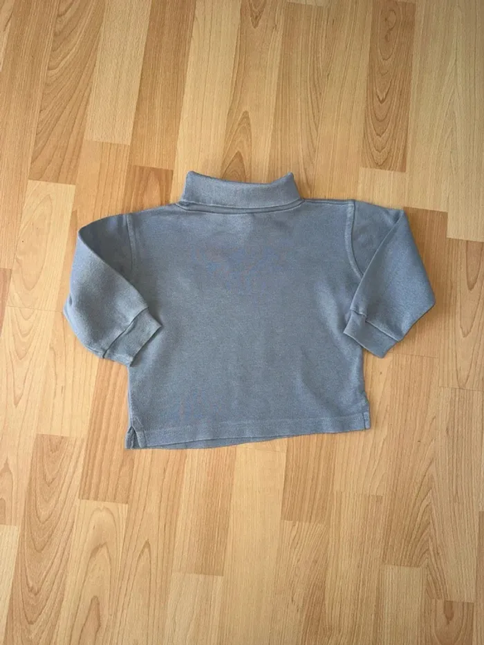 T-shirt gris col roulé - Taille 2 ans - Très bon état - photo numéro 3