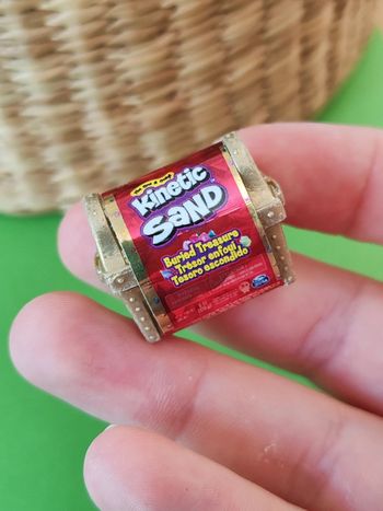 Kinetic Sand doré - mini brands