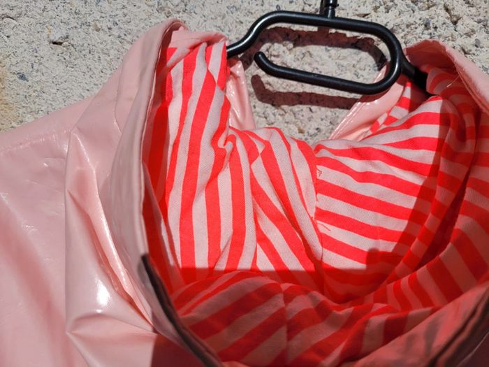 Superbe veste imperméable Billieblush, rose bonbon 🍬, 12 ans - photo numéro 12