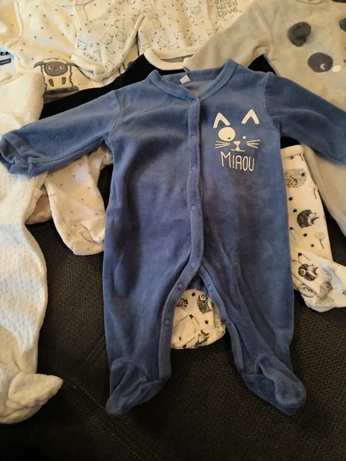 Lot 8 pyjamas - photo numéro 3