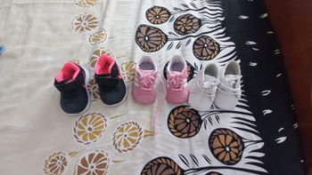 Vêtements  bébé fille 3/6 mois  et baskets  de marque adidas  Nike verbaudet