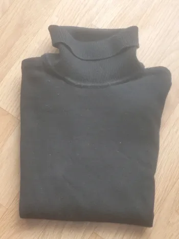 Pull fin col roulé 8ans Zara