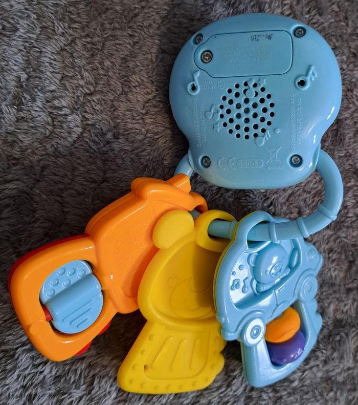 Hochet sonore et lumineux Mon Hochet P'tites Clés Magiques Vtech - photo numéro 3