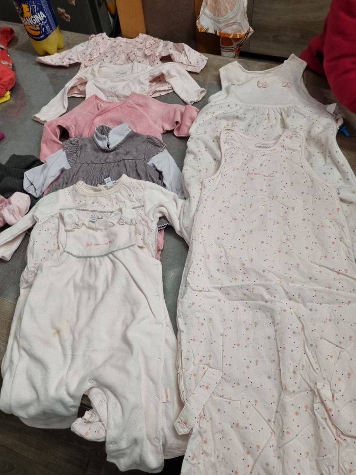 Lot petit bisou 3mois