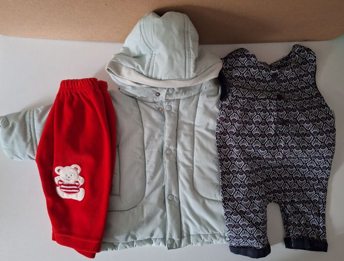 Lot de 3 vêtements bébé fille en un mois