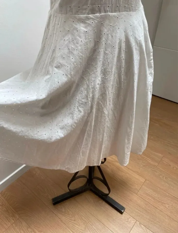 Superbe Robe vintage en coton dentelle anglaise 🌸 - photo numéro 4