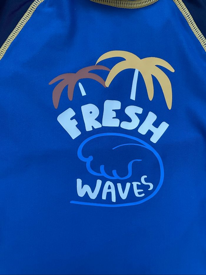 Maillot anti uv Kiabi bleu 5 ans - photo numéro 3