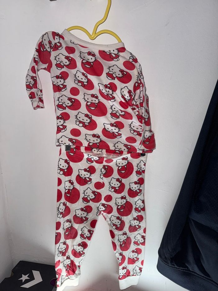 Lot pyjama - photo numéro 6