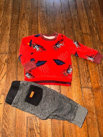 Sweat et bas catimini  9 mois