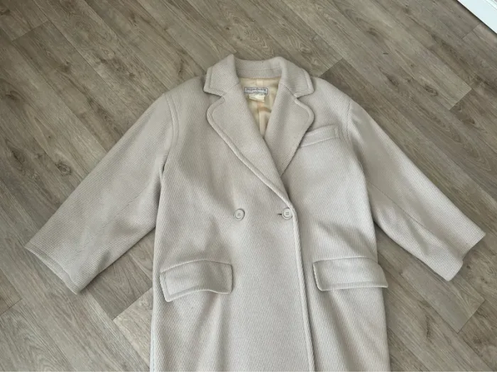 Yves Saint-Laurent, variations manteau, caban beige, crème - photo numéro 3