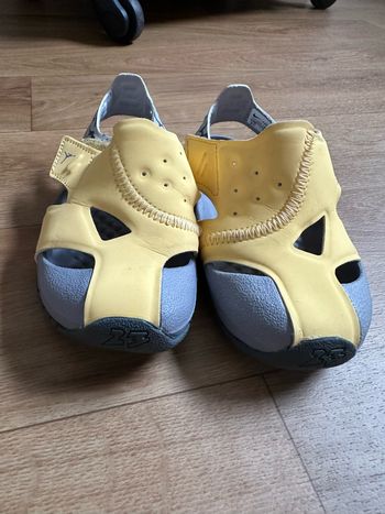 Enfant  Jorden sandle  E 22