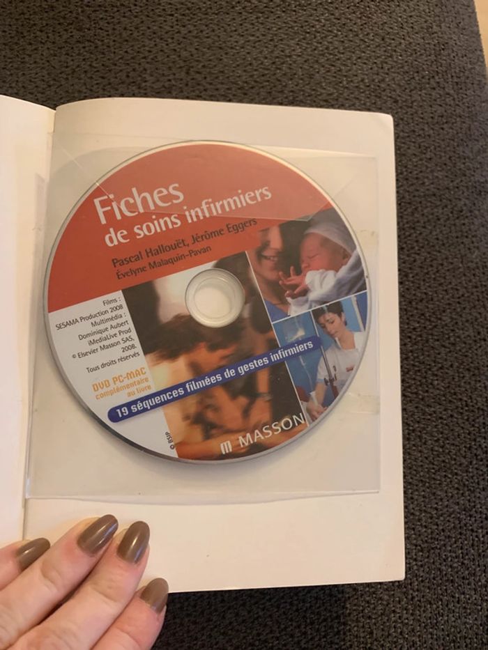 Livre fiches de soins infirmiers avec dvd - photo numéro 4