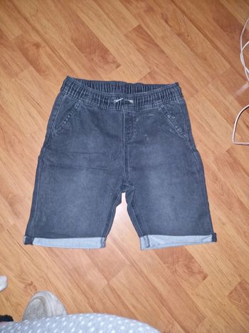 Short gris garçon
