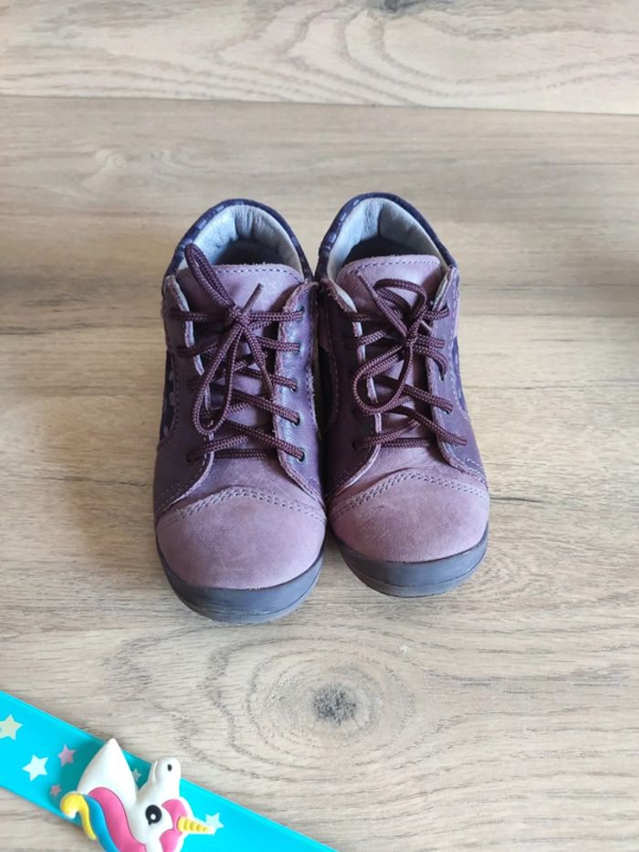 Chaussures de marche Noël taille 23 neuves - photo numéro 2