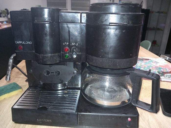 Cafetière cappuccino et espresso