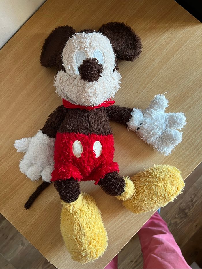 Peluche Mickey