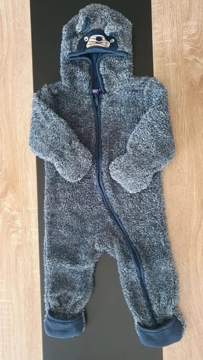 Combinaison polaire 68 cm