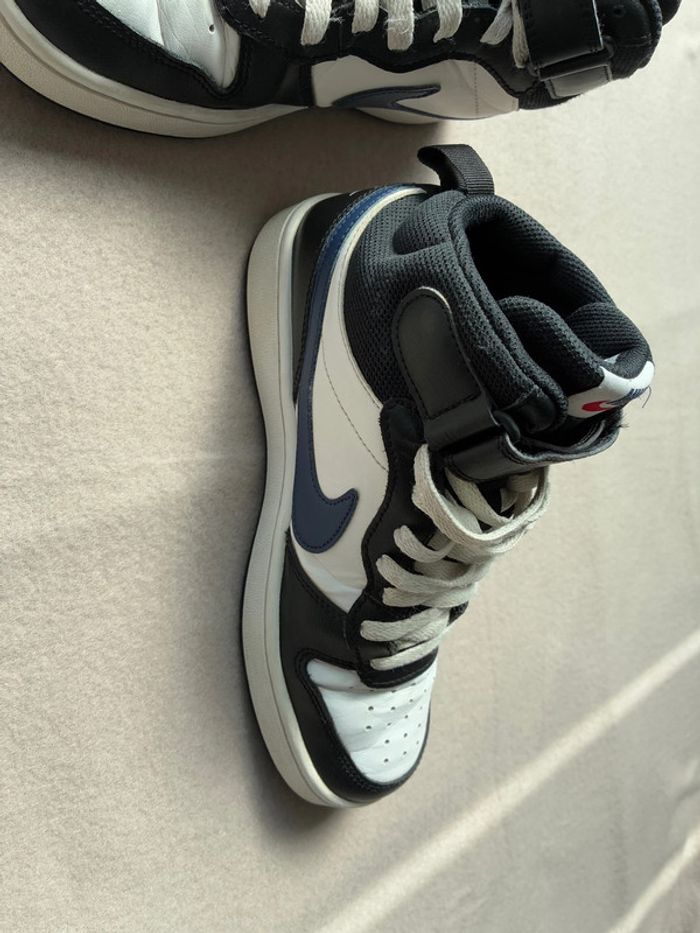 Nike court Borough Mid 2 noir et blanc homme taille 39 en très bon état - photo numéro 6