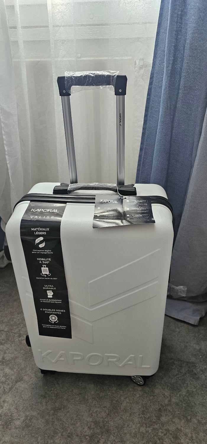 Elegante Valise neuve Kaporal - photo numéro 7