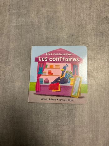 Livre chez Monsieur Paon les contraires