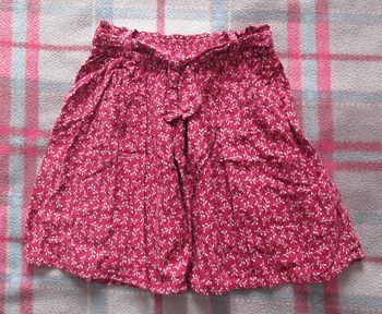 Jupe rouge et blanche OKAIDI 6 ans