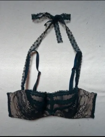Jolie soutien-gorge beige en dentelle etam 90b