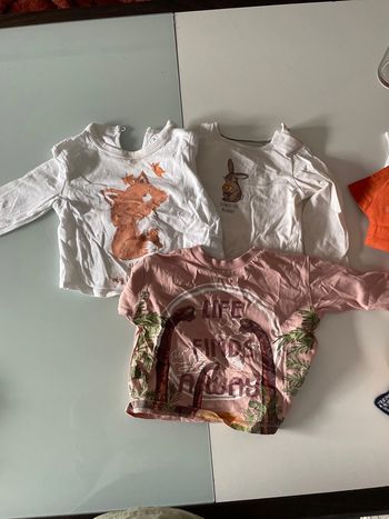 2 tshirts