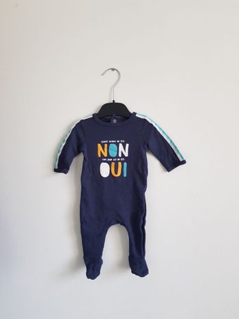 Pyjama en velours taille 1 mois