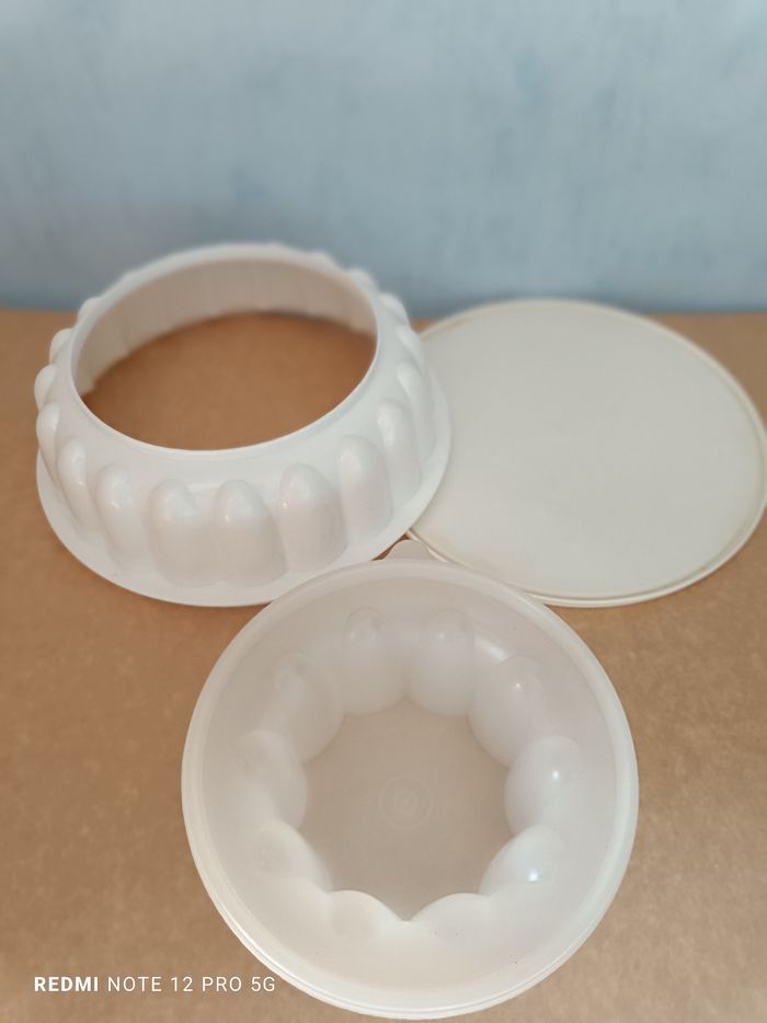 Moule couronne Tupperware n°1 ( grand modéle) - photo numéro 7
