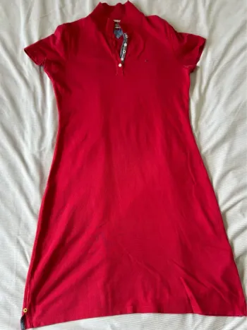 Robe polo rouge Tommy Hilfiger