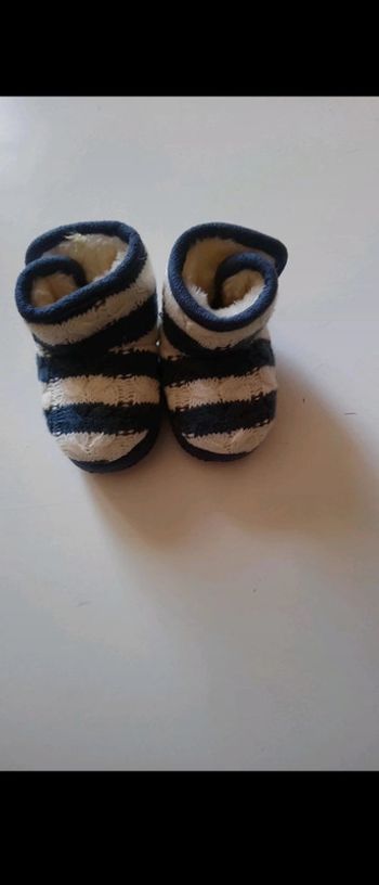 Chaussons bébé 16