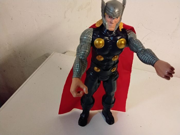 Différent advengers marvel - photo numéro 3