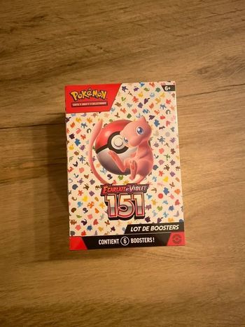 Bundle 151 Pokémon neuf scellé sans défaut