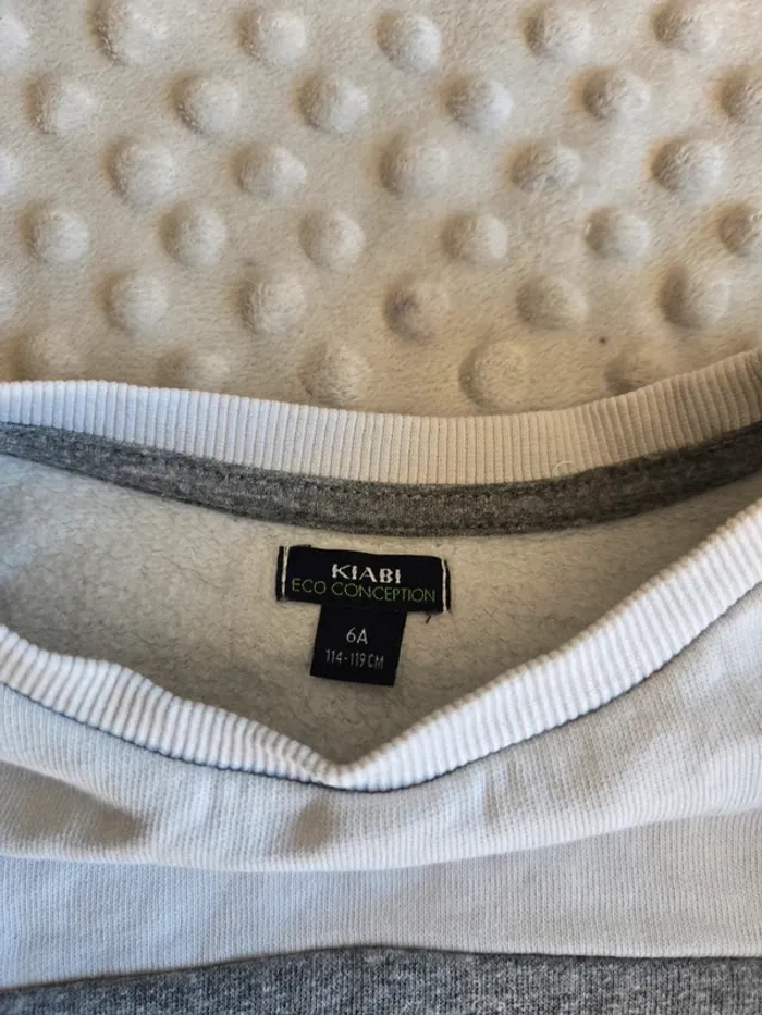 Pull 6 ans - photo numéro 2