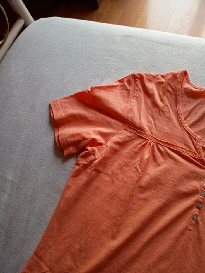 T-shirt Damart taille 46 48 - photo numéro 4