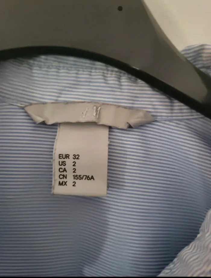 HetM - chemisier fines rayures taille 32 - photo numéro 2