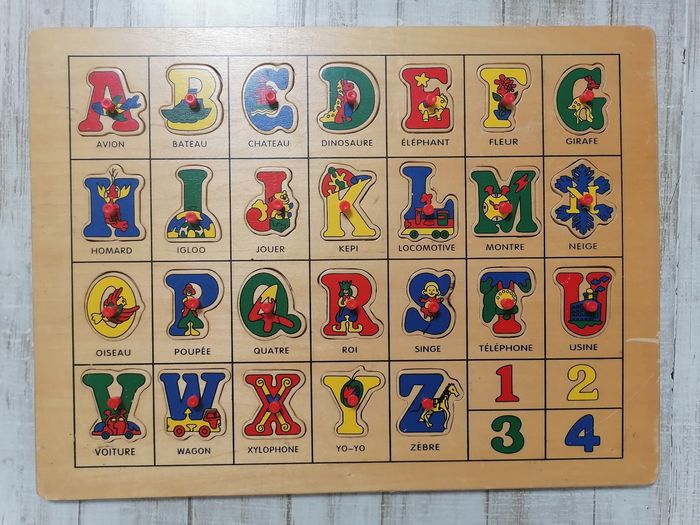 Puzzle en bois. - photo numéro 2